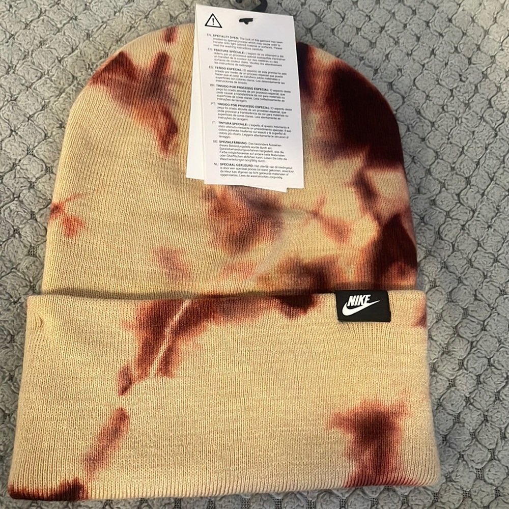 Nike unisex one size beanie